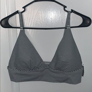 ✨ NWT Aerie Striped Bikini Top